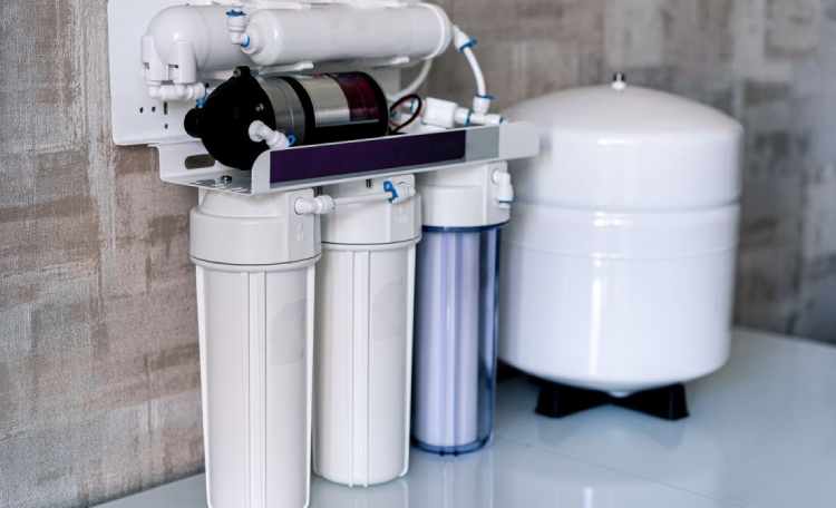 مقایسه سیستمهای RO، UF و UV